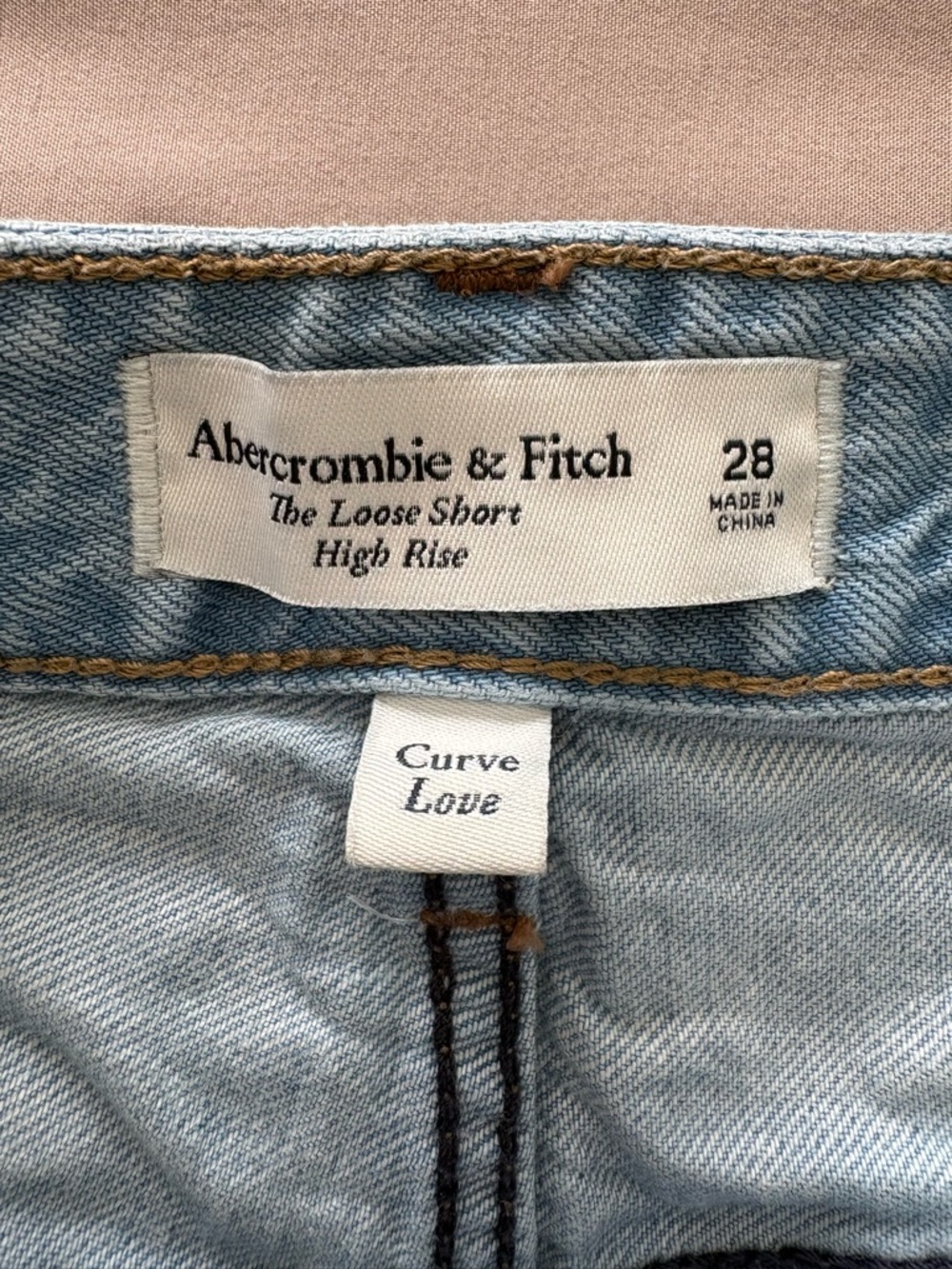 Abercrombie & Fitch The Loose Short High Rise in Light Blue Size 28 - Picture 3 of 6